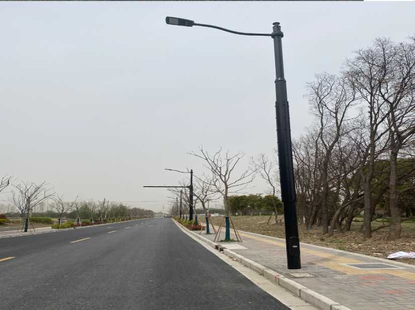 嘉峪关市上海综合杆 太阳能路灯工程